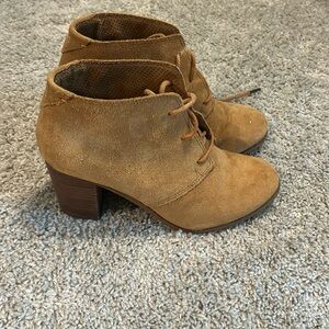 TOMS lace-up booties size 8